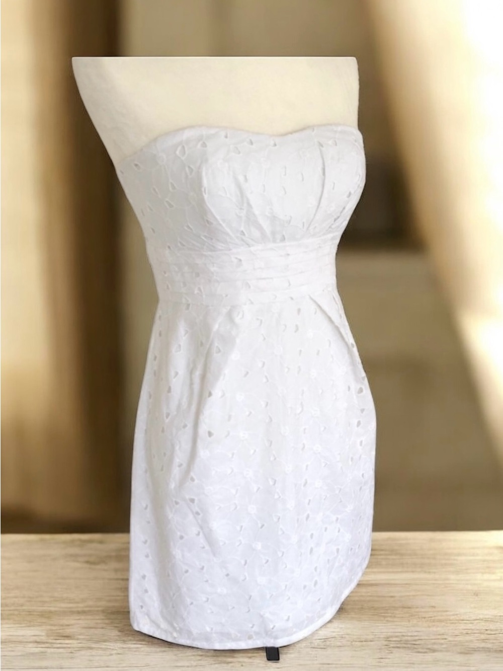 BB Dakota White Eyelet Embroidered Cotton Strapless Mini Dress Women’s